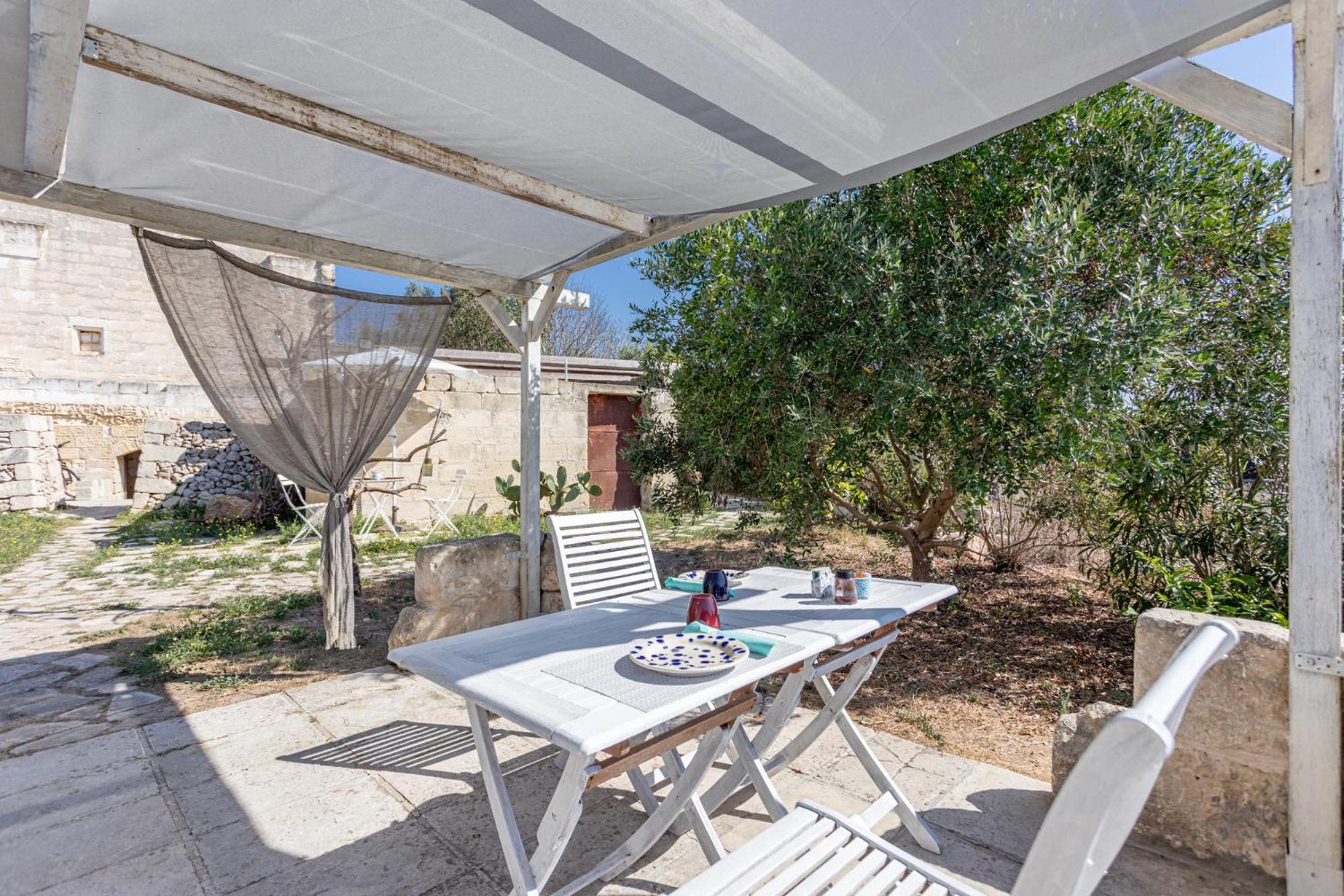 מלנדוניו Masseria Torre Sant'Andrea מראה חיצוני תמונה
