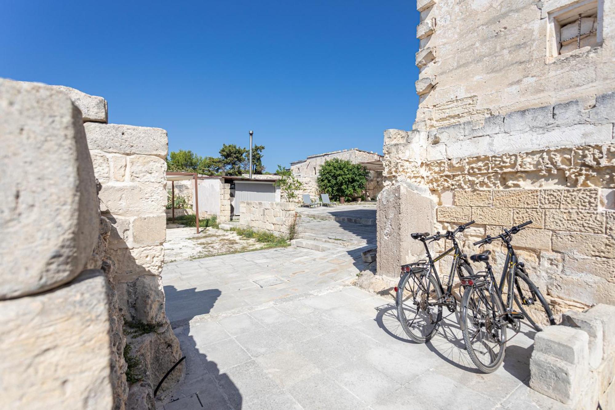 מלנדוניו Masseria Torre Sant'Andrea מראה חיצוני תמונה