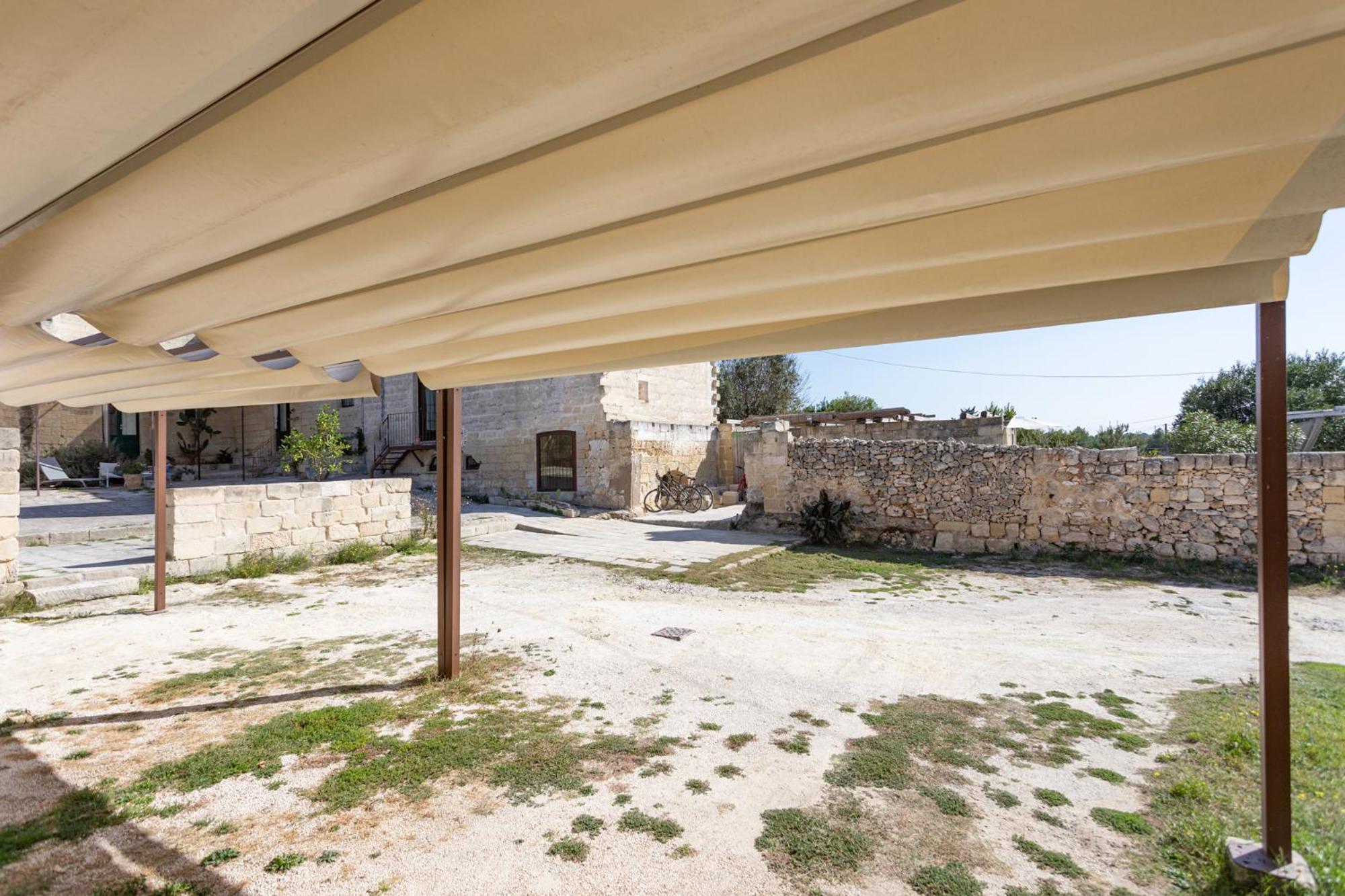 מלנדוניו Masseria Torre Sant'Andrea מראה חיצוני תמונה