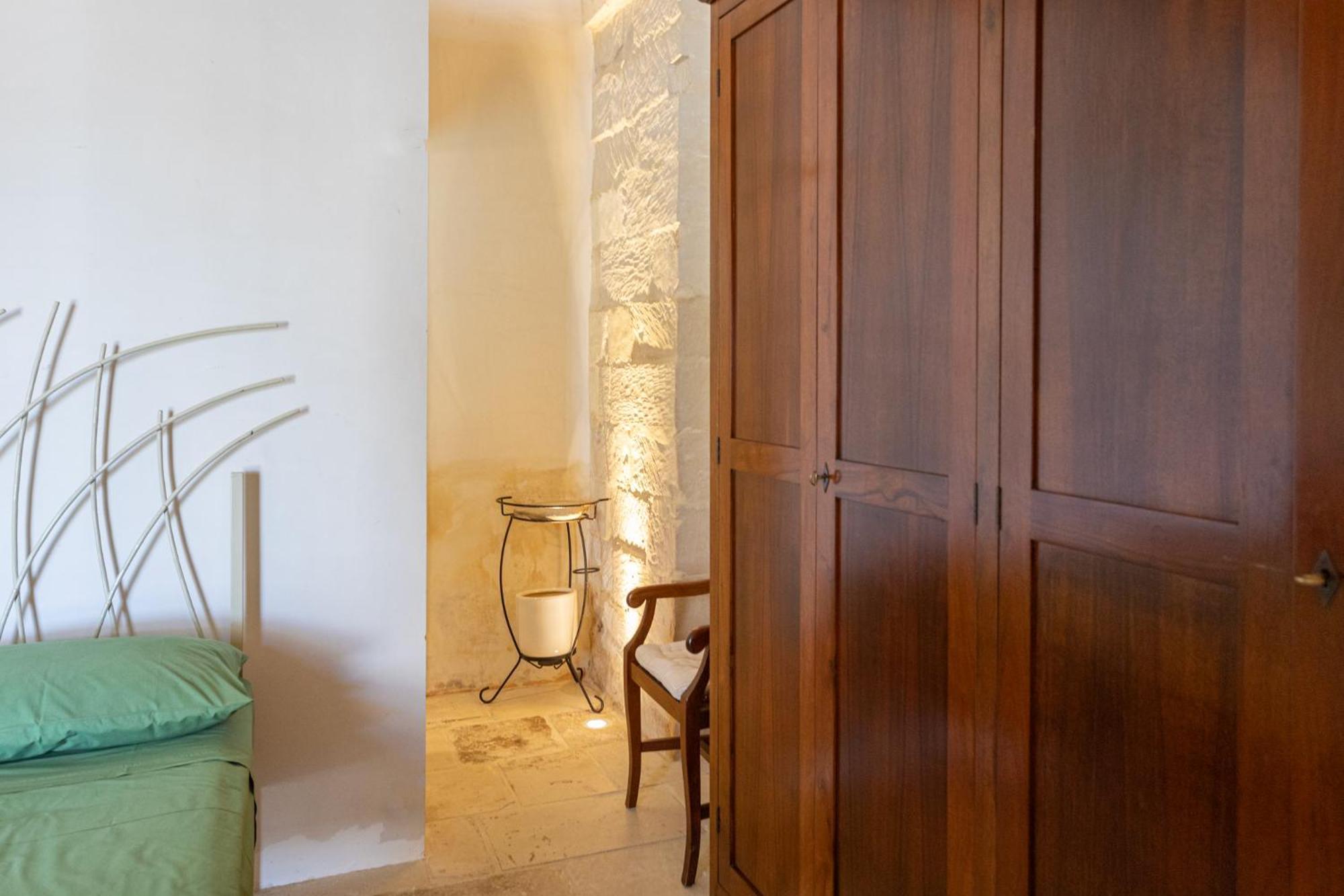 מלנדוניו Masseria Torre Sant'Andrea מראה חיצוני תמונה
